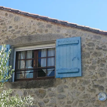 Guest house Domaine Du Cauze 3*
